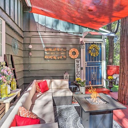 Boho Crestline Cabin, 1 Mile To Lake Gregory! Exteriör bild