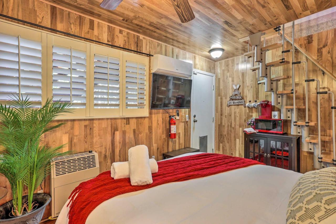 Boho Crestline Cabin, 1 Mile To Lake Gregory! Exteriör bild